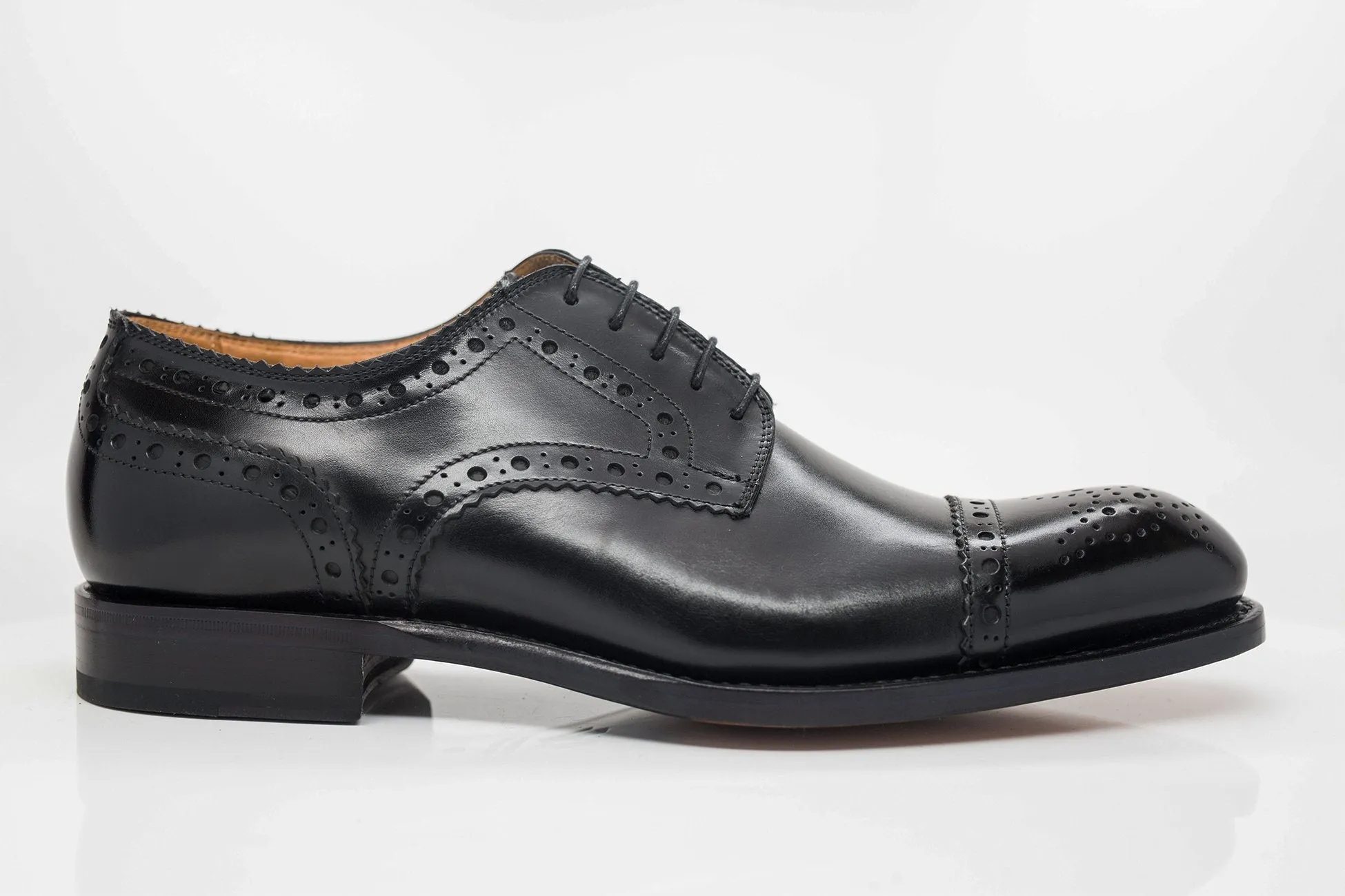 Burnished Calfskin Lace-Up Oxford Black