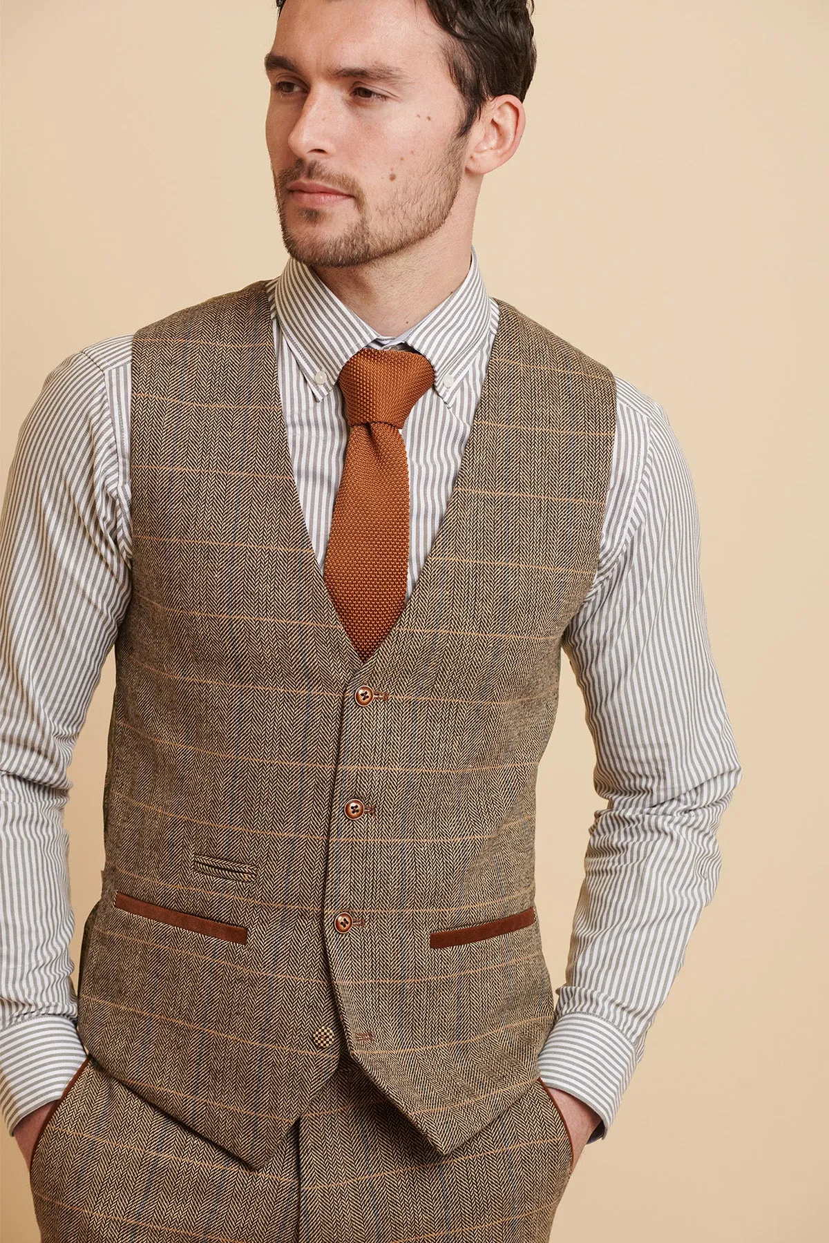 TED - Tan Tweed Check Three Piece Suit